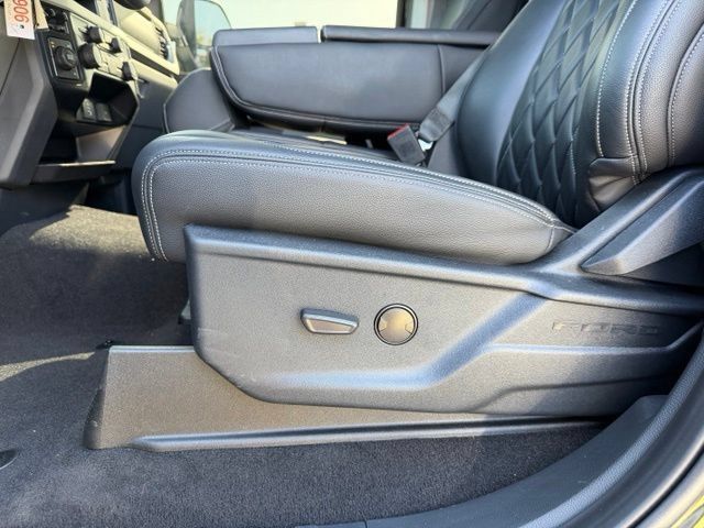 Used 2026 Ford F450 XLT w/ 360-Degree Camera Package AWD/4WD image 11