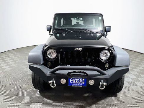 Used 2018 Jeep Wrangler Unlimited Sport S AWD/4WD image 2