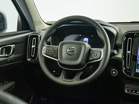 New 2026 Volvo XC40 B5 Core AWD/4WD image 12