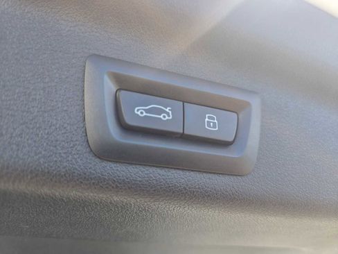 Used 2025 BMW X1 xDrive28i image 18