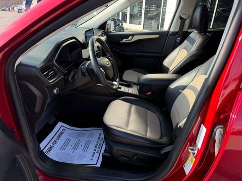 Used 2022 Ford Escape Titanium w/ Titanium Elite Package image 13