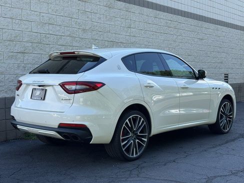 Used 2019 Maserati Levante GTS AWD/4WD image 3