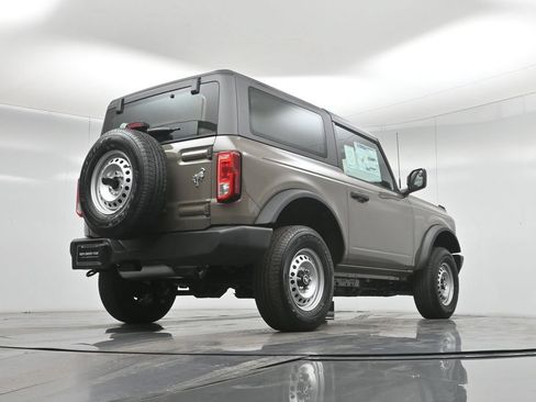 New 2026 Ford Bronco 2-Door AWD/4WD image 44