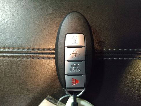Used 2023 Nissan Sentra SV FWD image 32