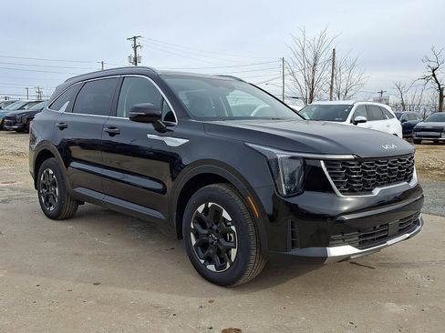 New 2026 Kia Sorento S w/ S Panoramic Sunroof Package image 2