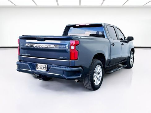 Used 2022 Chevrolet Silverado 1500 Custom image 4
