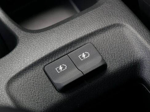 Certified 2024 Nissan Versa S w/ S Plus Package image 22