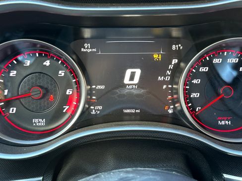 Used 2016 Dodge Charger SRT w/ Harman/Kardon Audio Group RWD image 38