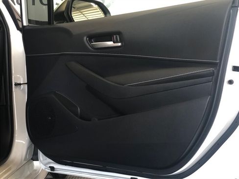 Used 2020 Toyota Corolla SE w/ Carpet Mat Package FWD image 17