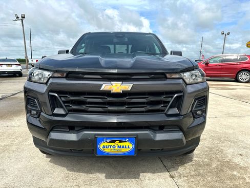 Used 2023 Chevrolet Colorado LT w/ LT Convenience Package II image 4