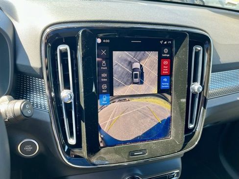 New 2026 Volvo XC40 B5 Ultra w/ Climate Package image 16