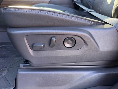 New 2026 Chevrolet Silverado 1500 High Country AWD/4WD image 13