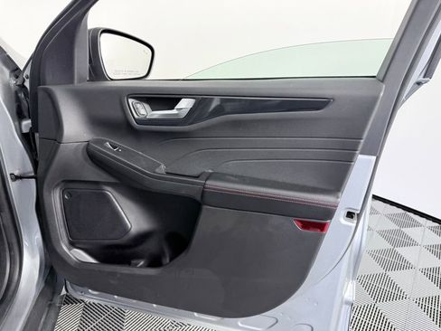 Used 2024 Ford Escape ST-Line image 10