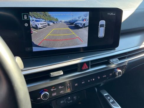 Certified 2024 Kia Sorento S image 24