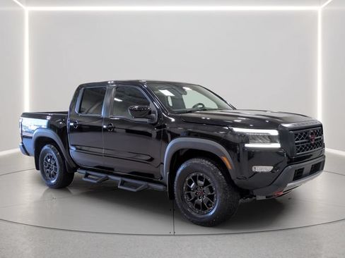Used 2024 Nissan Frontier PRO-4X w/ Pro Premium Package AWD/4WD image 8