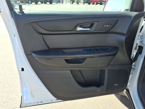 Used 2016 Chevrolet Traverse LTZ AWD/4WD image 11