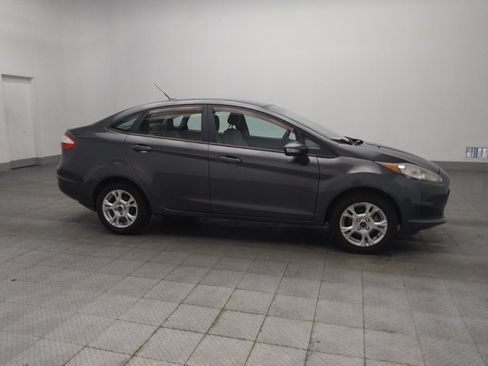Used 2016 Ford Fiesta SE FWD image 11