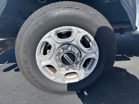 Used 2025 Ford F250 XLT image 27