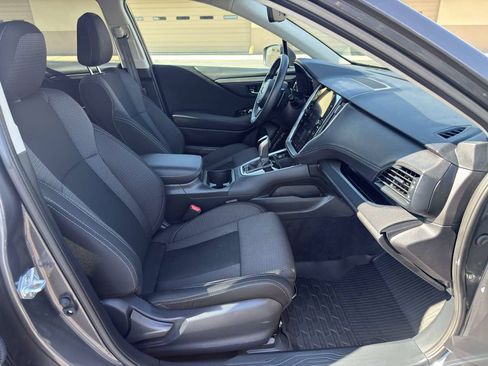 Used 2025 Subaru Outback Premium AWD/4WD image 20