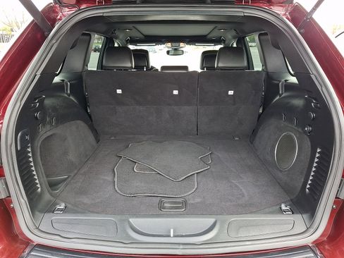 Used 2020 Jeep Grand Cherokee Limited w/ Luxury Group II image 29