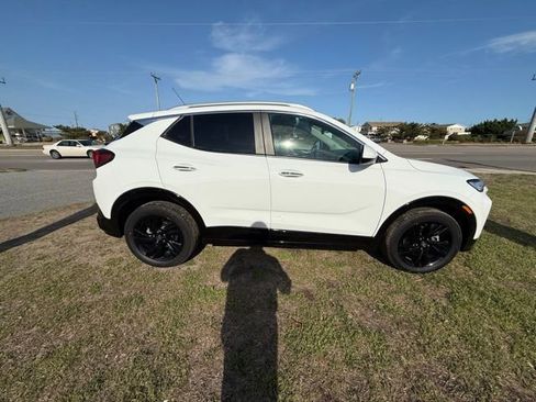 Used 2024 Buick Encore GX Sport Touring w/ Comfort Package FWD image 8