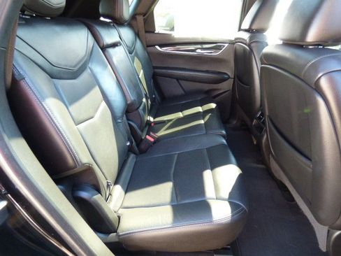 Used 2020 Cadillac XT5 Premium Luxury image 6