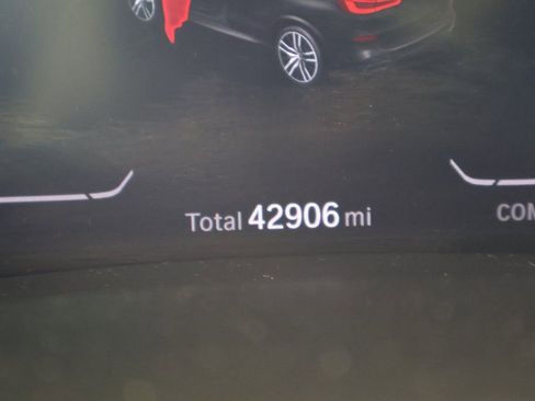 Used 2023 BMW X5 M50i w/ Executive Package image 17