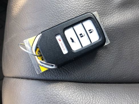 Used 2016 Honda Odyssey EX-L image 32