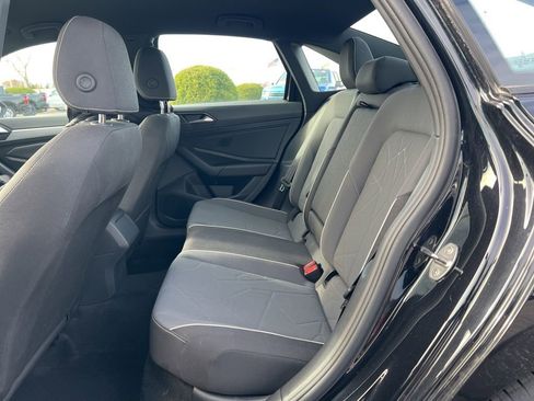 Used 2025 Volkswagen Jetta Sport image 23