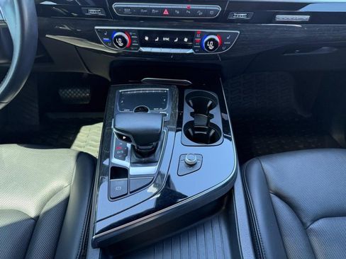 Used 2019 Audi Q7 3.0T Prestige AWD/4WD image 42