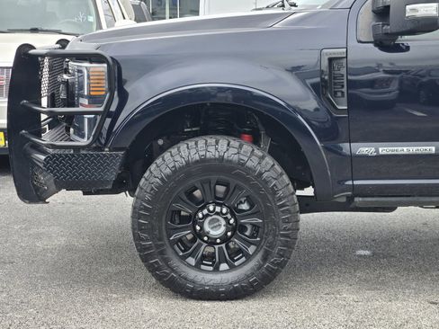 Used 2022 Ford F250 Lariat w/ Tremor Off-Road Package AWD/4WD image 9
