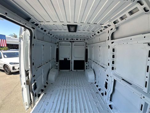 Used 2023 RAM ProMaster 2500 FWD image 10