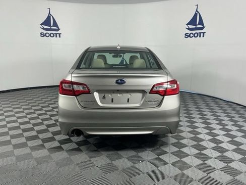 Used 2017 Subaru Legacy 2.5i Premium AWD/4WD image 5