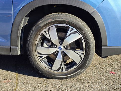 Used 2020 Subaru Forester Touring image 9