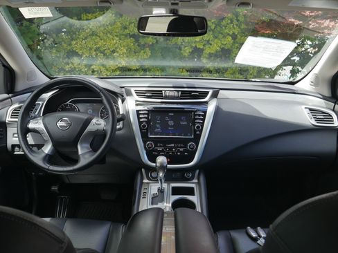 Used 2018 Nissan Murano SL w/ Moonroof Package AWD/4WD image 9