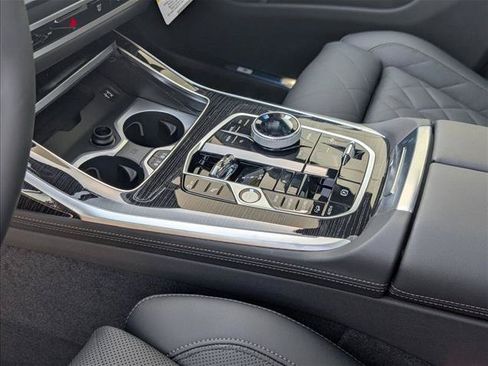 New 2027 BMW X7 xDrive40i w/ Executive Package AWD/4WD image 10