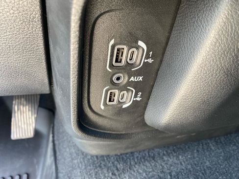 Certified 2025 RAM 1500 Big Horn AWD/4WD image 14