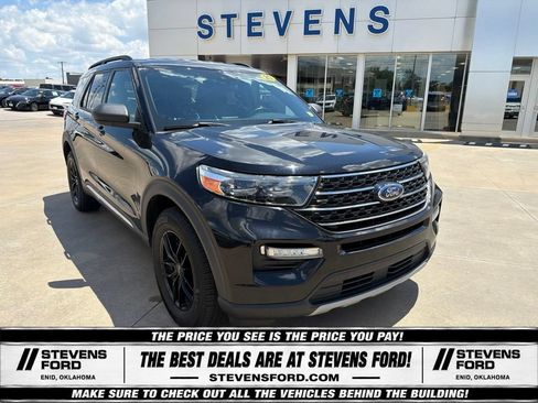 Used 2020 Ford Explorer XLT w/ Equipment Group 202A AWD/4WD image 5