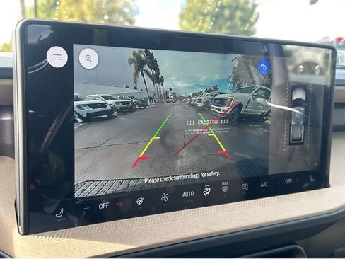 New 2025 Ford Maverick Lariat w/ 4K Tow Package image 13