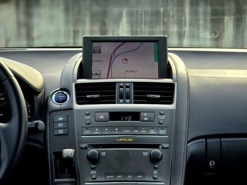 Used 2011 Lexus HS 250h image 17