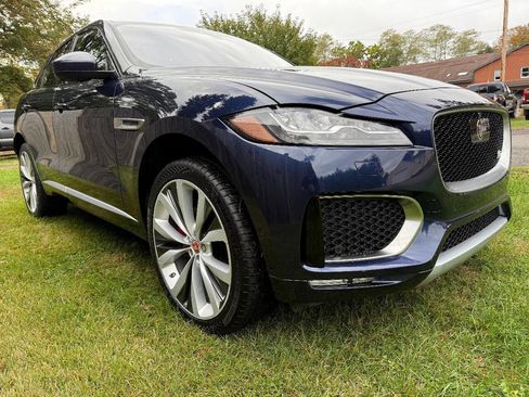 Used 2017 Jaguar F-PACE S image 5