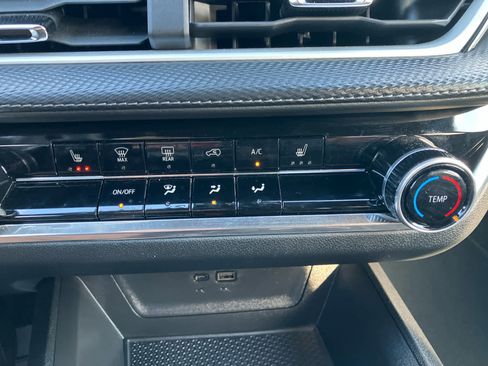 Certified 2025 Chevrolet Equinox LT image 27