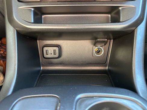 Used 2021 Chevrolet Colorado W/T w/ Custom Special Edition image 19