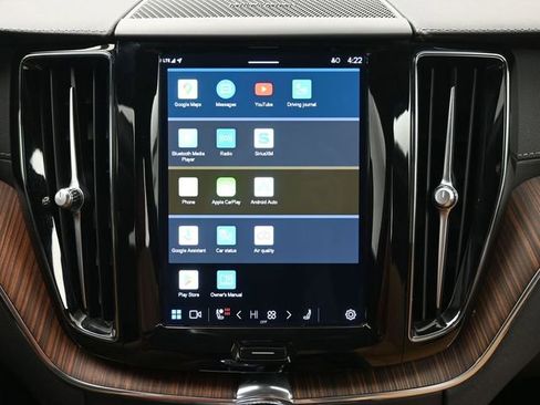 Used 2023 Volvo XC60 B6 Ultimate w/ Climate Package image 20