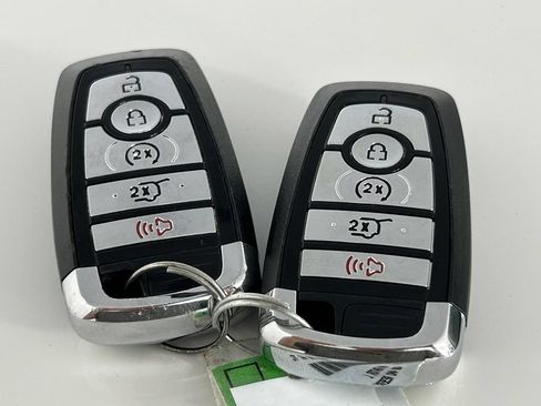Used 2023 Lincoln Navigator L Reserve AWD/4WD image 38