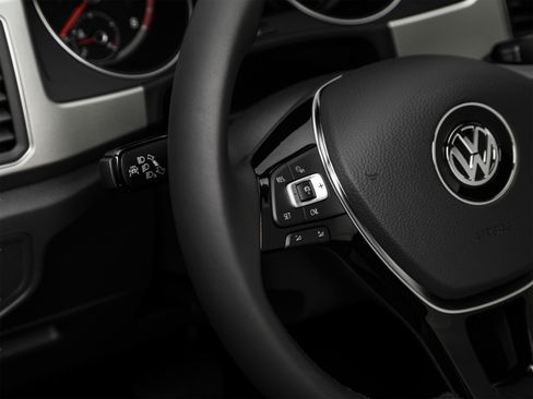 Used 2018 Volkswagen Atlas SE FWD image 49
