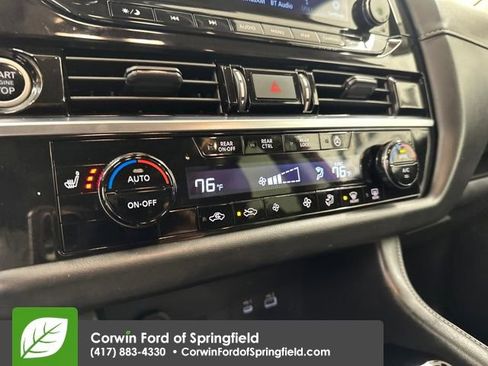 Used 2023 Nissan Pathfinder SL w/ SL Premium Package image 28