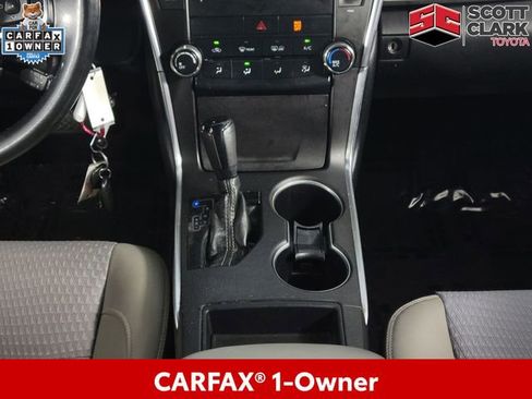 Used 2015 Toyota Camry SE FWD image 23