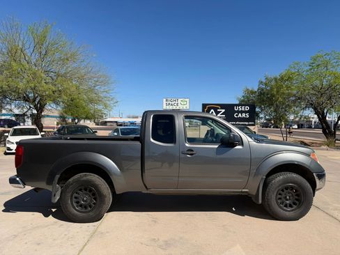 Used 2007 Nissan Frontier SE w/ Power Pkg image 9