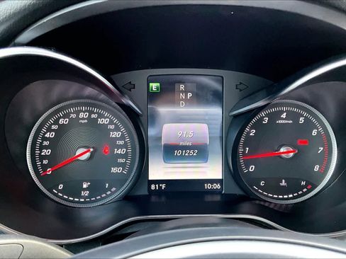 Used 2018 Mercedes-Benz GLC 300 4MATIC Coupe image 25